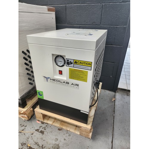 FA20+ (20L/S ~ 42CFM) Med Lab Air Dryer